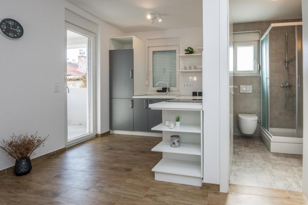 Apartments Pejakovic ヴィル エクステリア 写真
