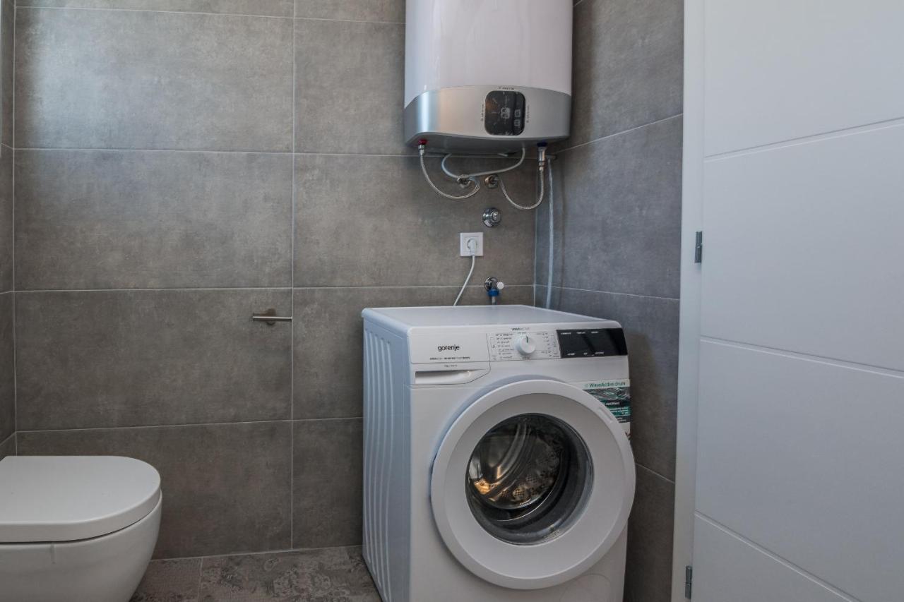 Apartments Pejakovic ヴィル エクステリア 写真